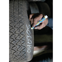 轮胎品牌<一口>®< /一口>油漆标记,固体棒,白色434 - 2134 | TENAQUIP