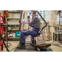STAG4焊接等级符合人体工程学的长椅,仿麂皮,黑色,300磅。能力OG348 | TENAQUIP