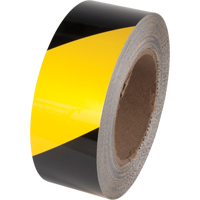 凝灰岩马克<一口>®< /一口>地板标志带,4“×100”,聚酯,黑色和黄色SFQ687 | TENAQUIP