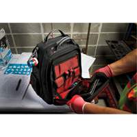 Packout™背包,15-3/4“L x 11-4/5”W,黑色/红色,弹道TEQ863 | TENAQUIP